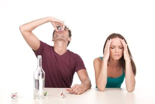 Nutraukti bendravimą su geriančiu asmeniu